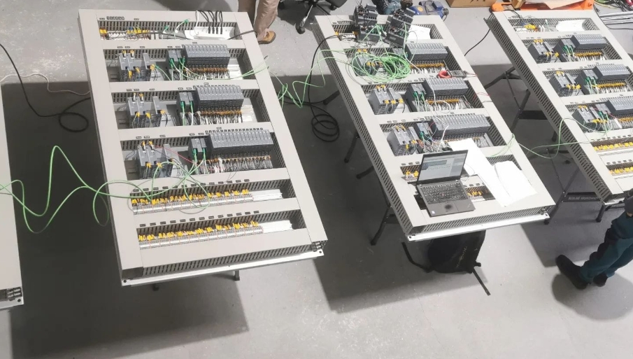 Equipamiento y Tableros de Control Orodi Integral